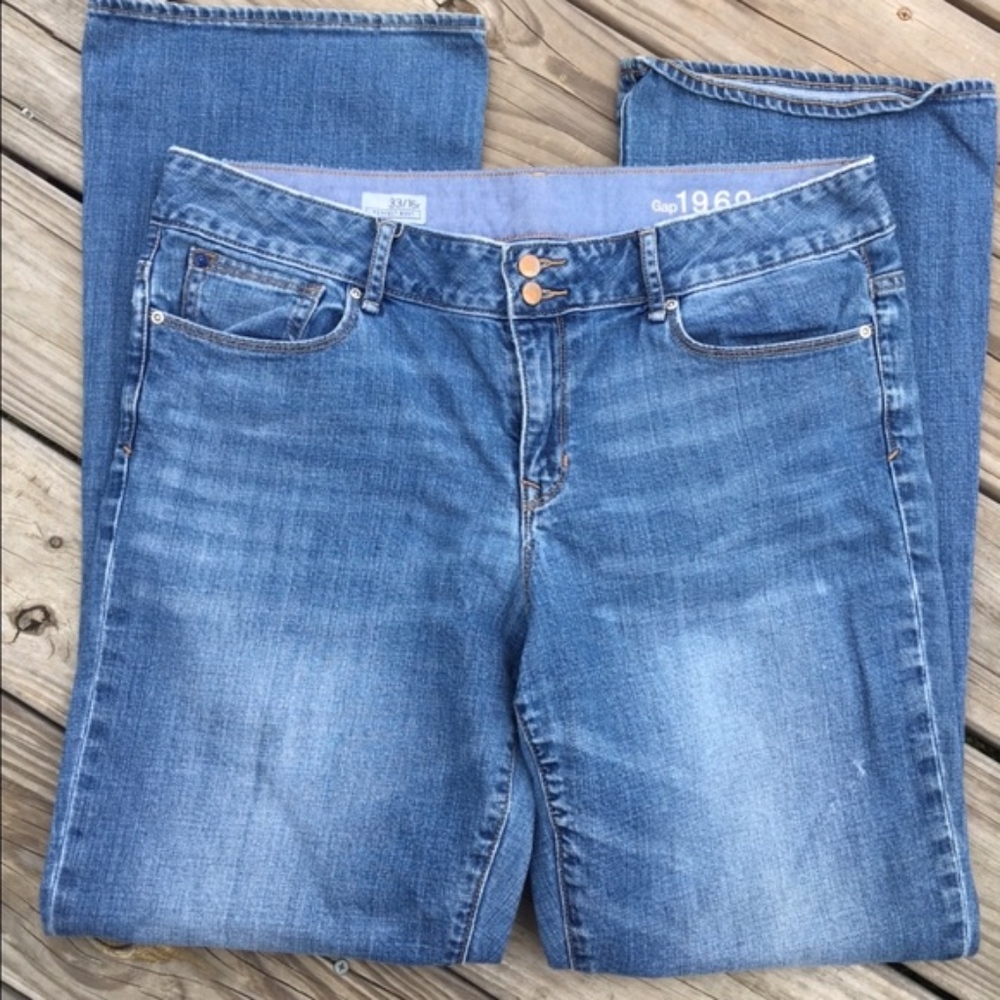 Closet CLOSING tomorrow! GAP Perfect Boot Jeans